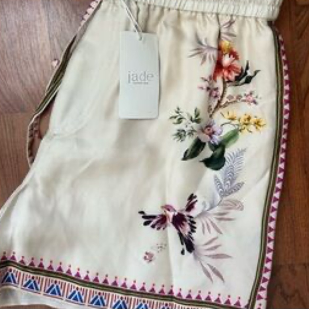 Johnny Was Floral Silk Shorts with Geometric Trim - Picture 2 of 11
